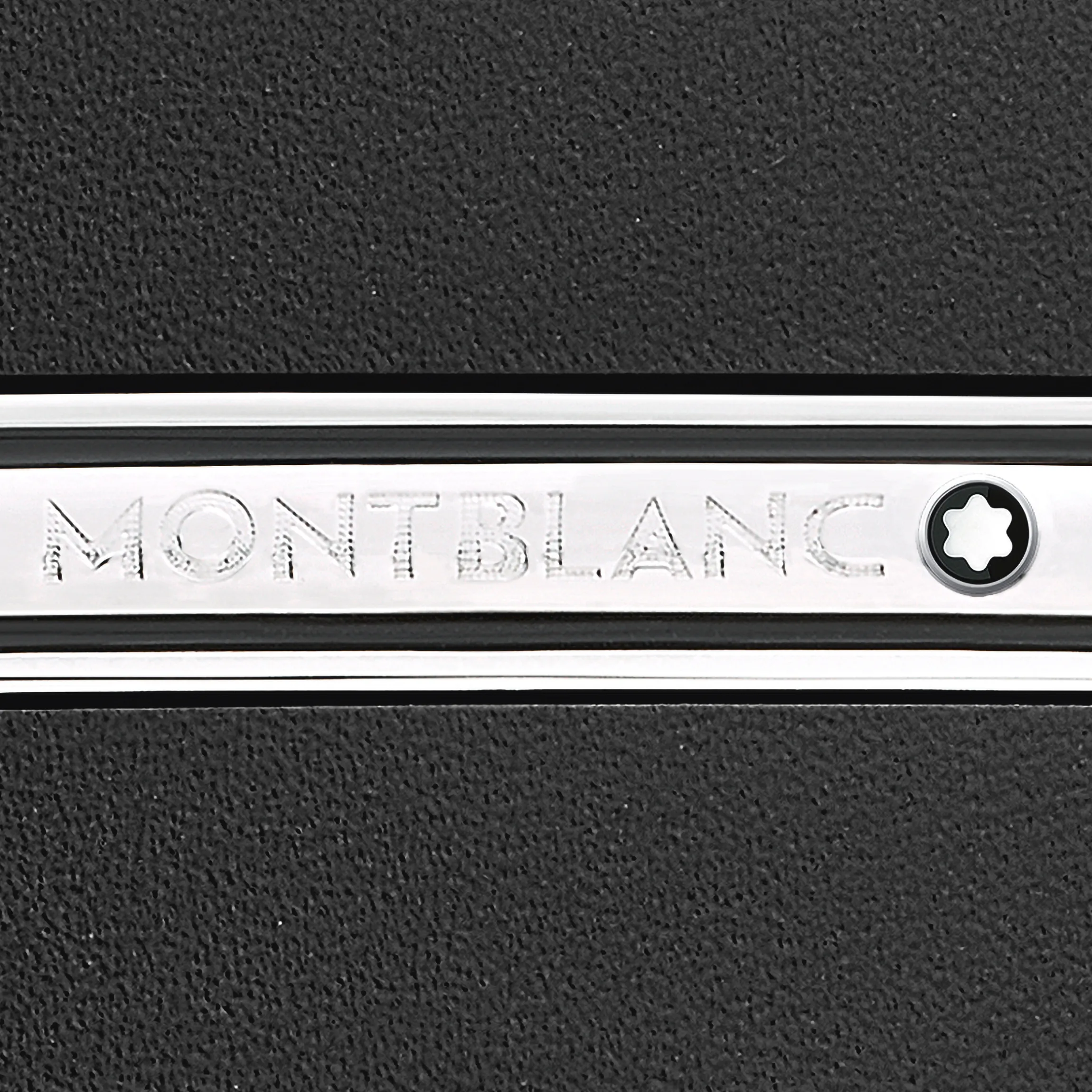 Black 30 mm leather belt