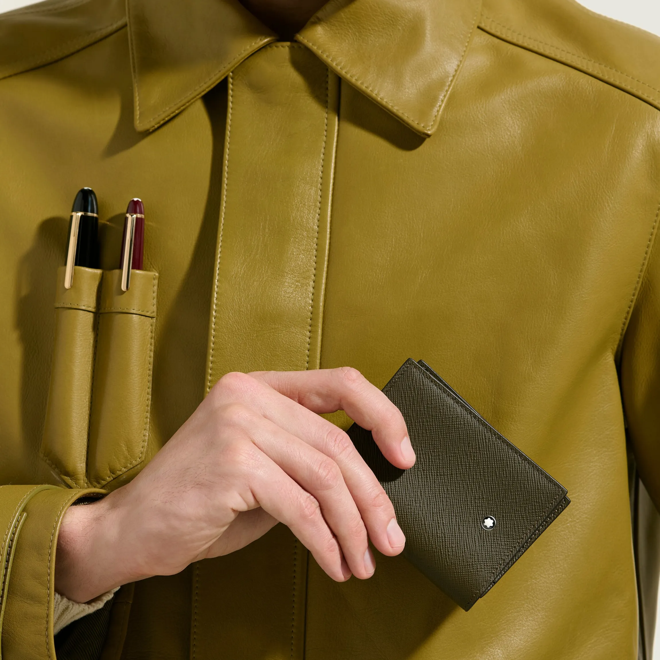 Card Holder 4cc in Sartorial Leather