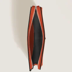 Clutch in Sartorial Leather