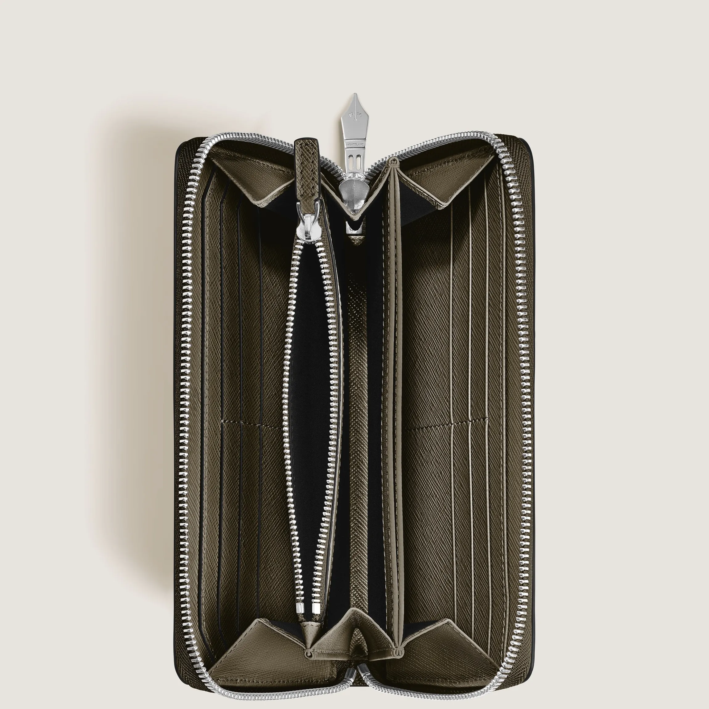 Continental Wallet 12cc with zip in Sartorial Leather
