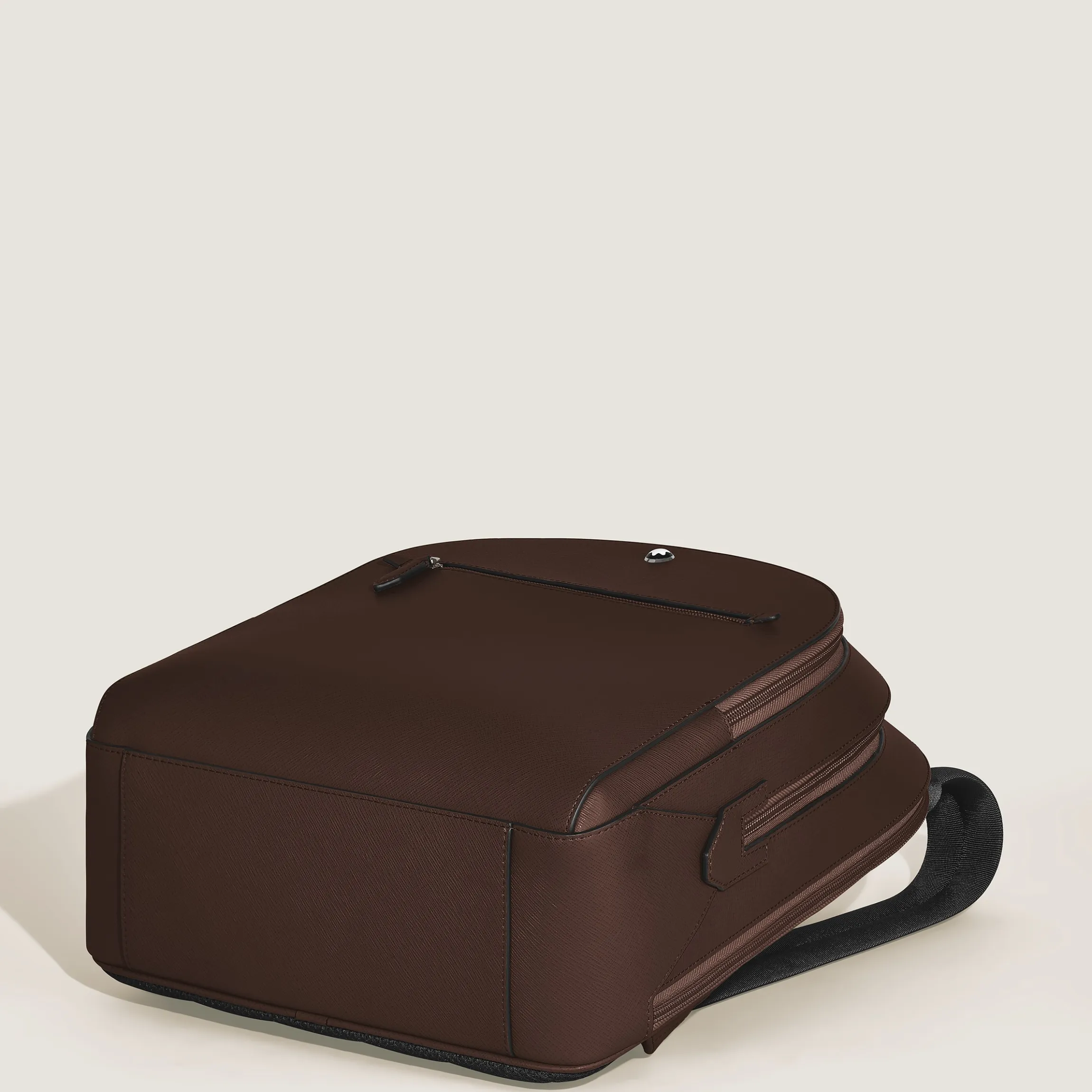 Medium Backpack with 3 Compartments in Sartorial Leather