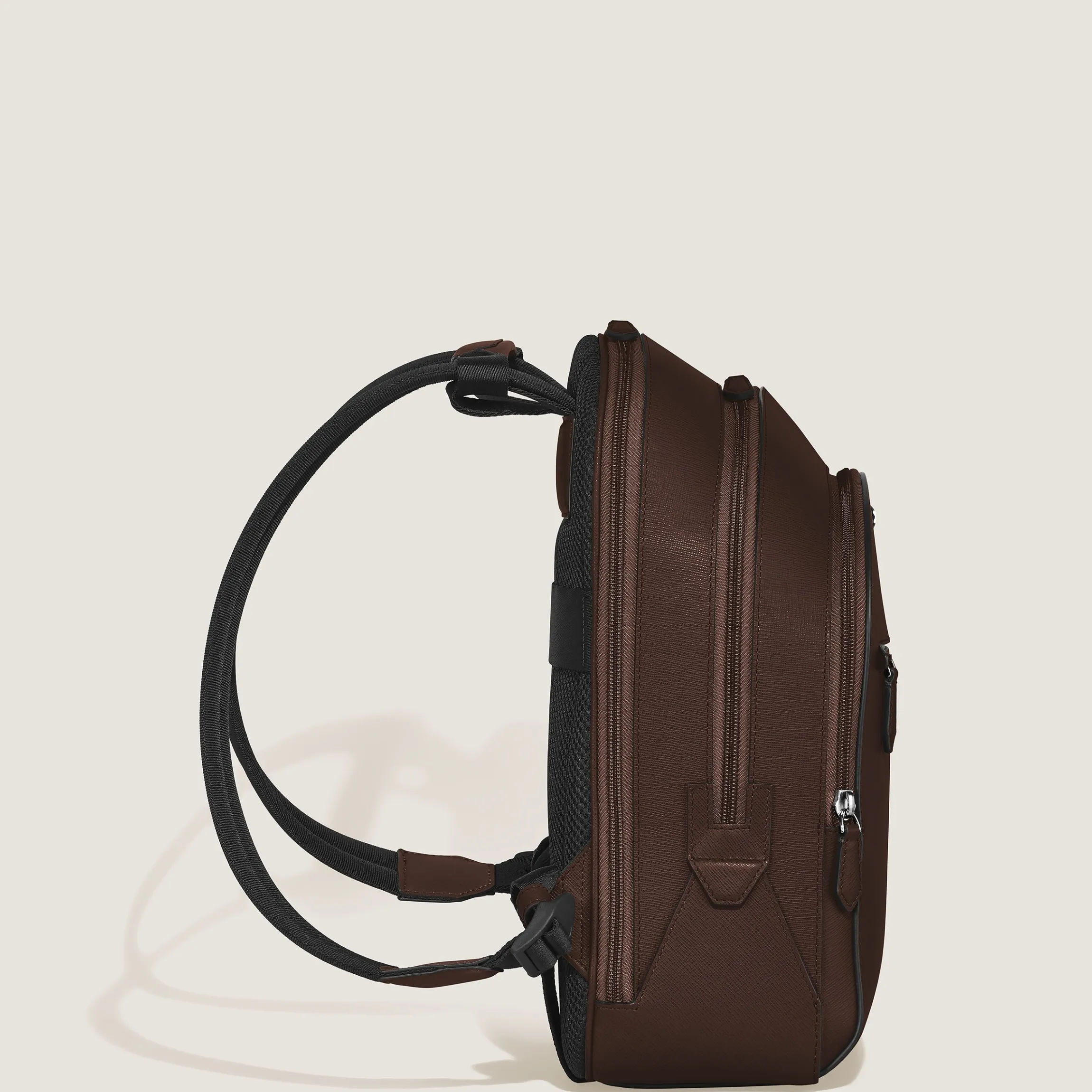Medium Backpack with 3 Compartments in Sartorial Leather