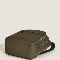 Medium Backpack with 3 Compartments in Sartorial Leather