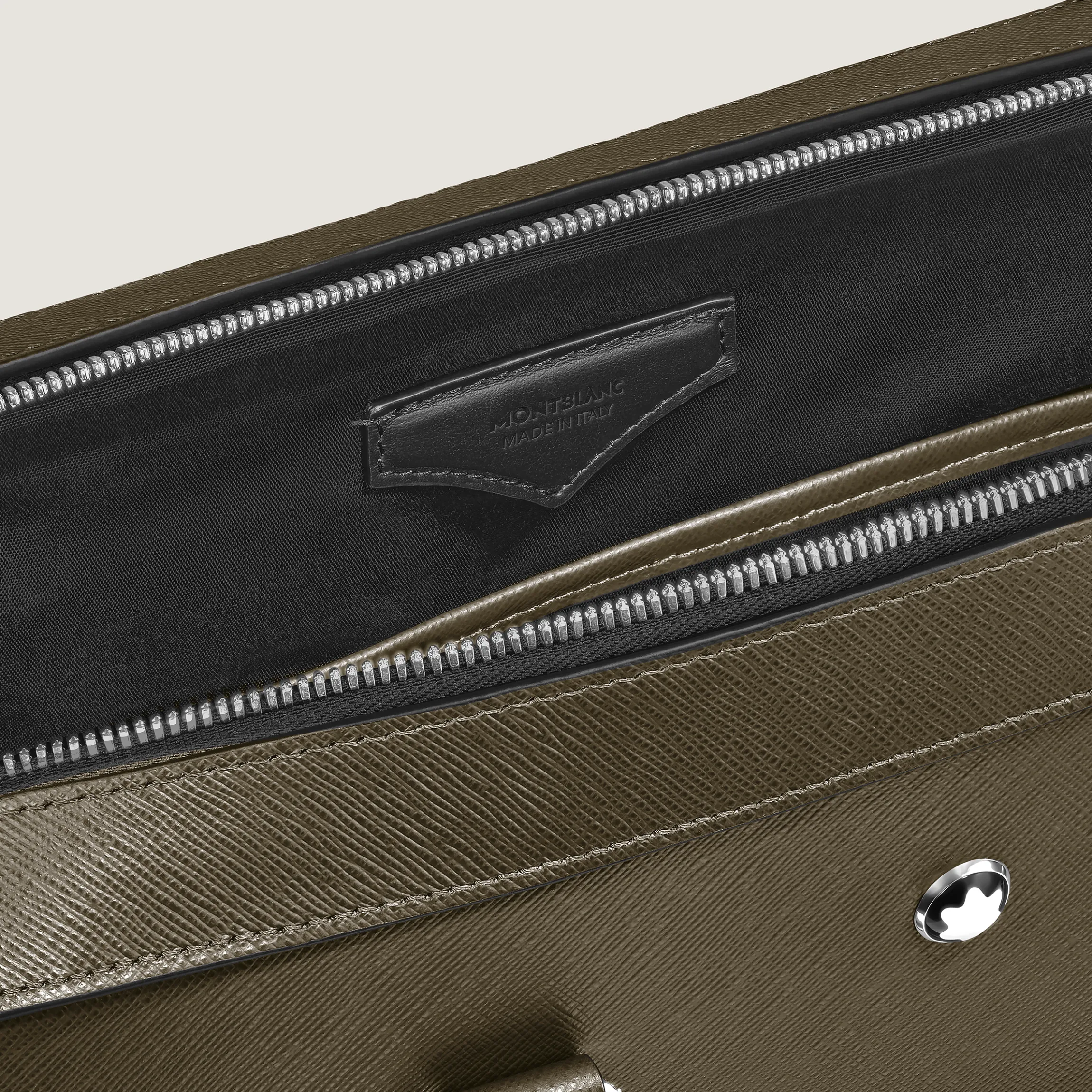 Medium Briefcase with Pocket in Sartorial Leather
