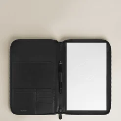 Medium Notebook Holder with zip in Extreme Leather