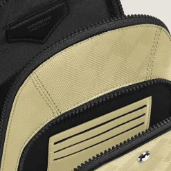 Medium On-Body Bag in Extreme Leather