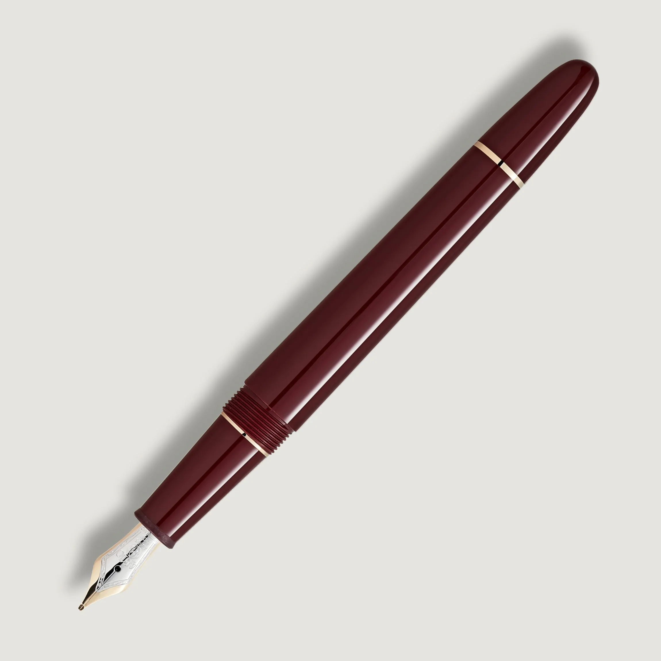 Meisterstück Burgundy Red Fountain Pen
