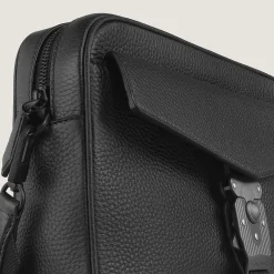 M-Lock messenger