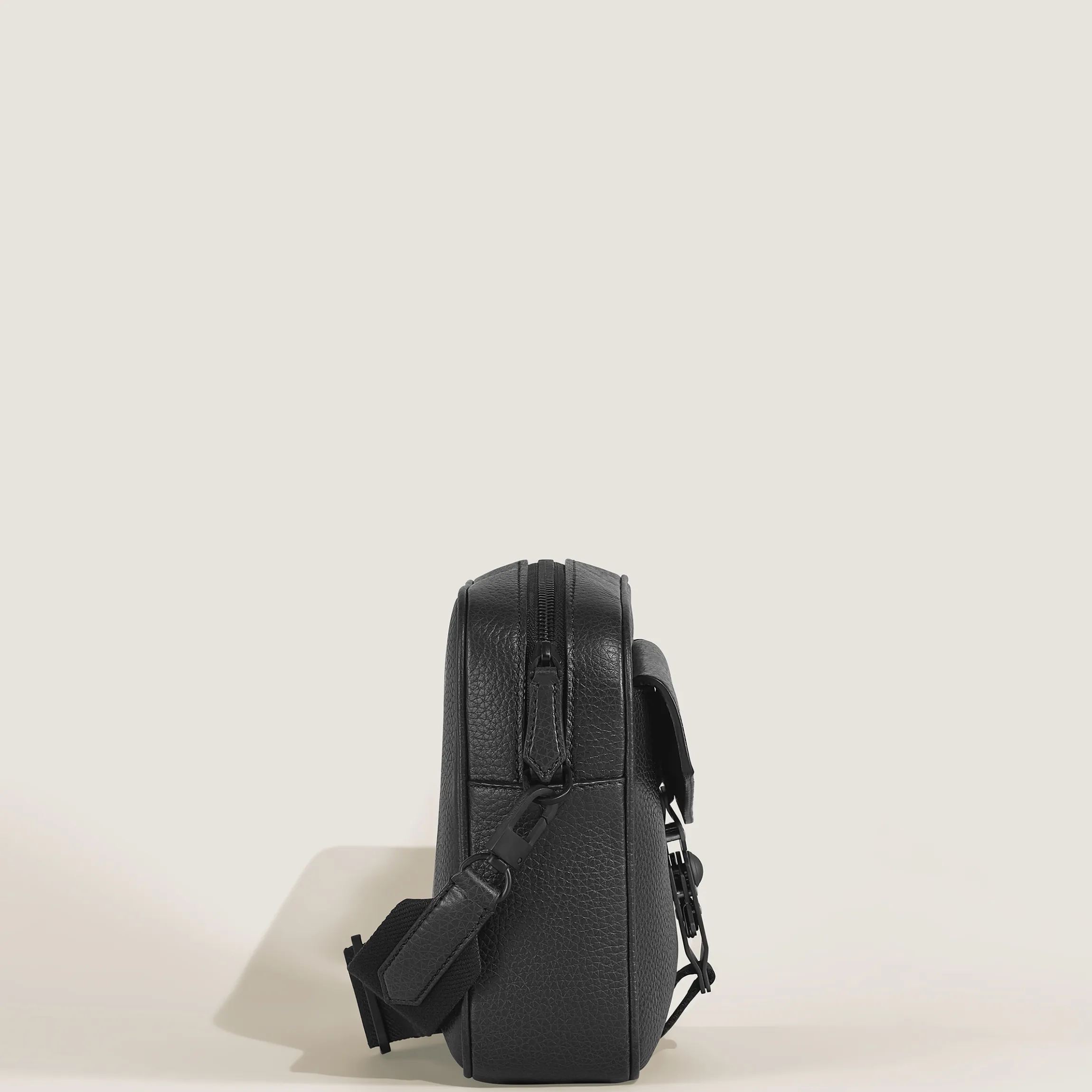M-Lock messenger