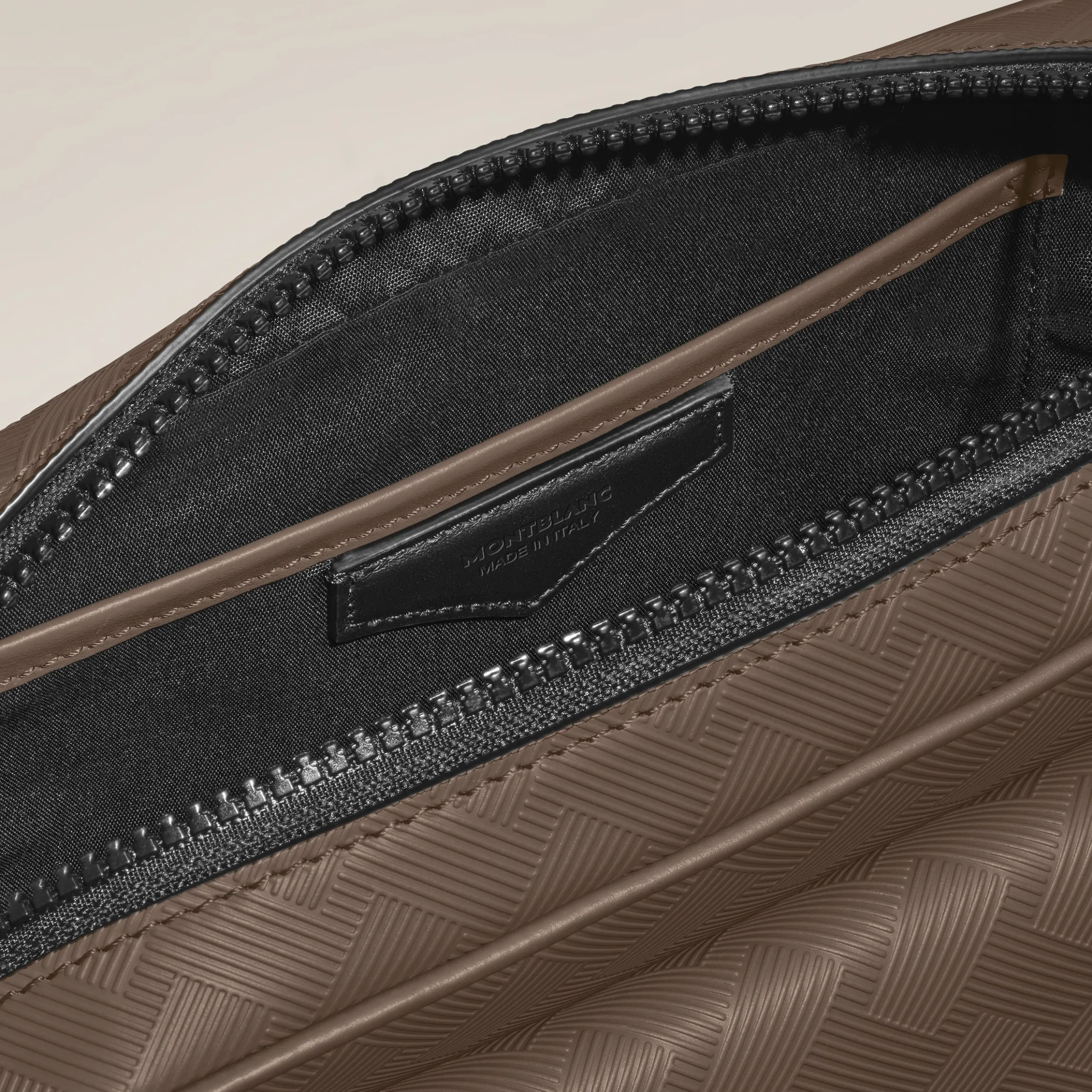 M-Lock messenger