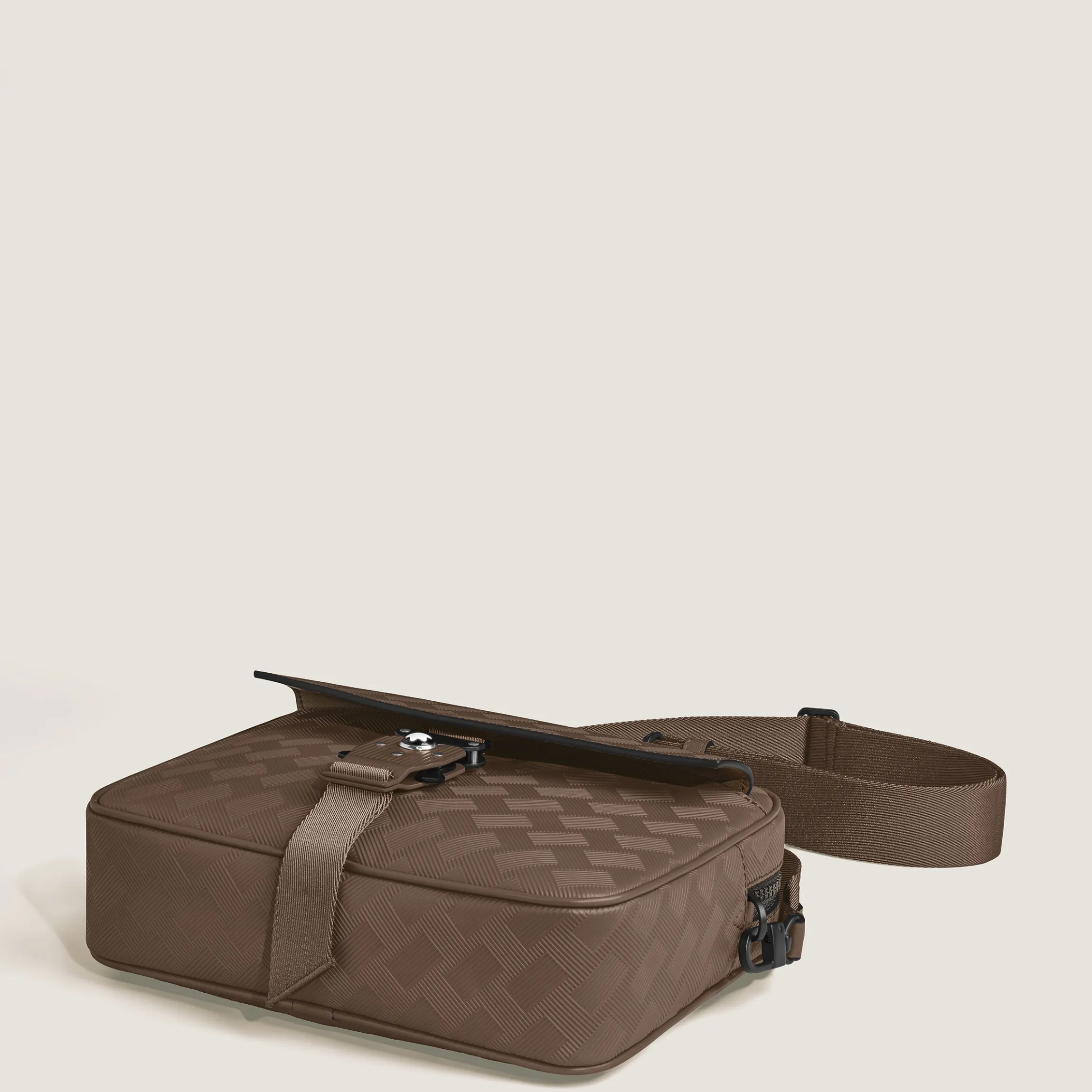 M-Lock messenger