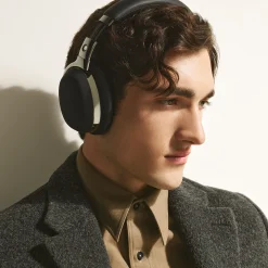 Montblanc MB 01 Over-Ear Headphones Black