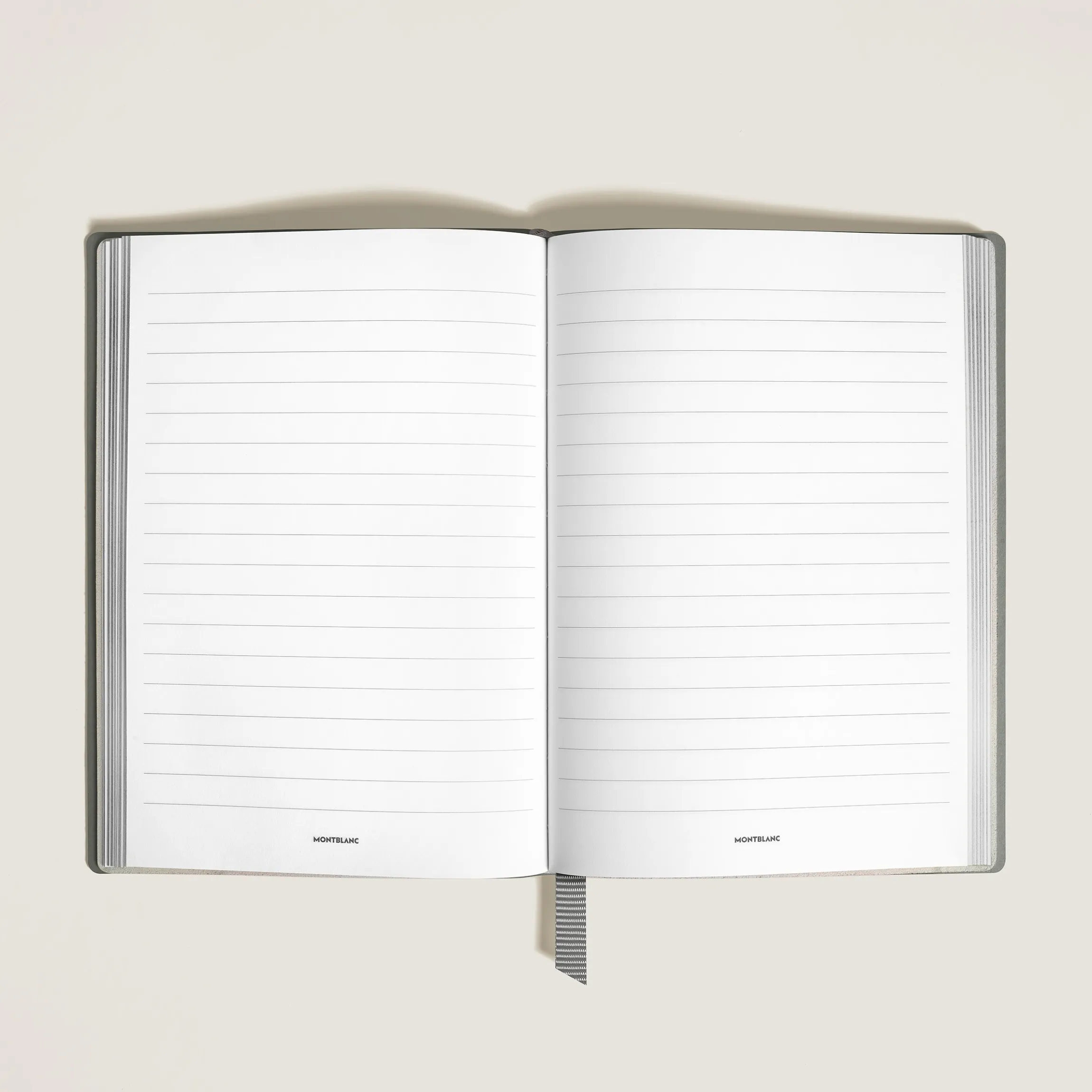 Notebook Medium, Saffiano Leather, Medium Grey - Lined Pages