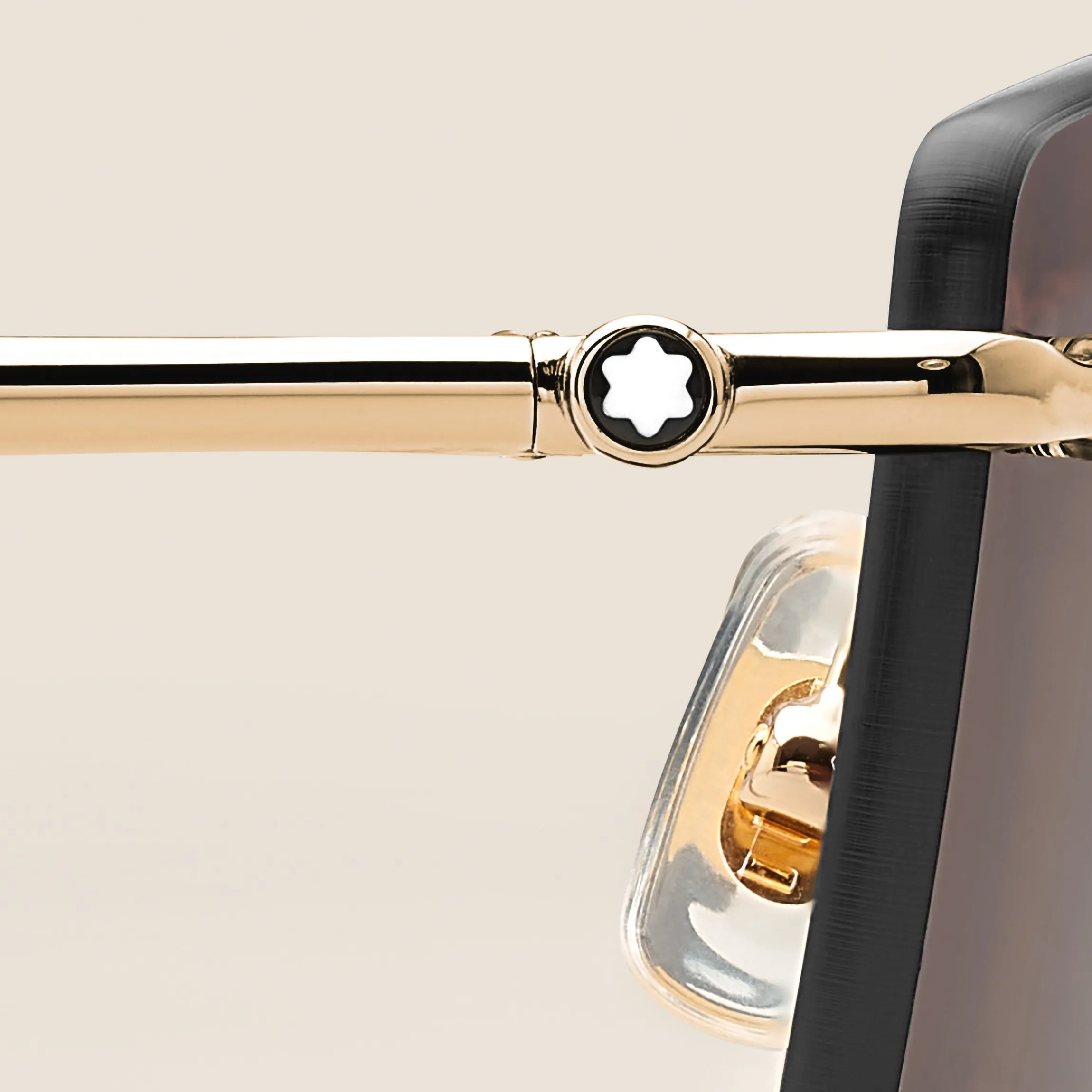 Rectangular Sunglasses with Gold Col Metal Frame