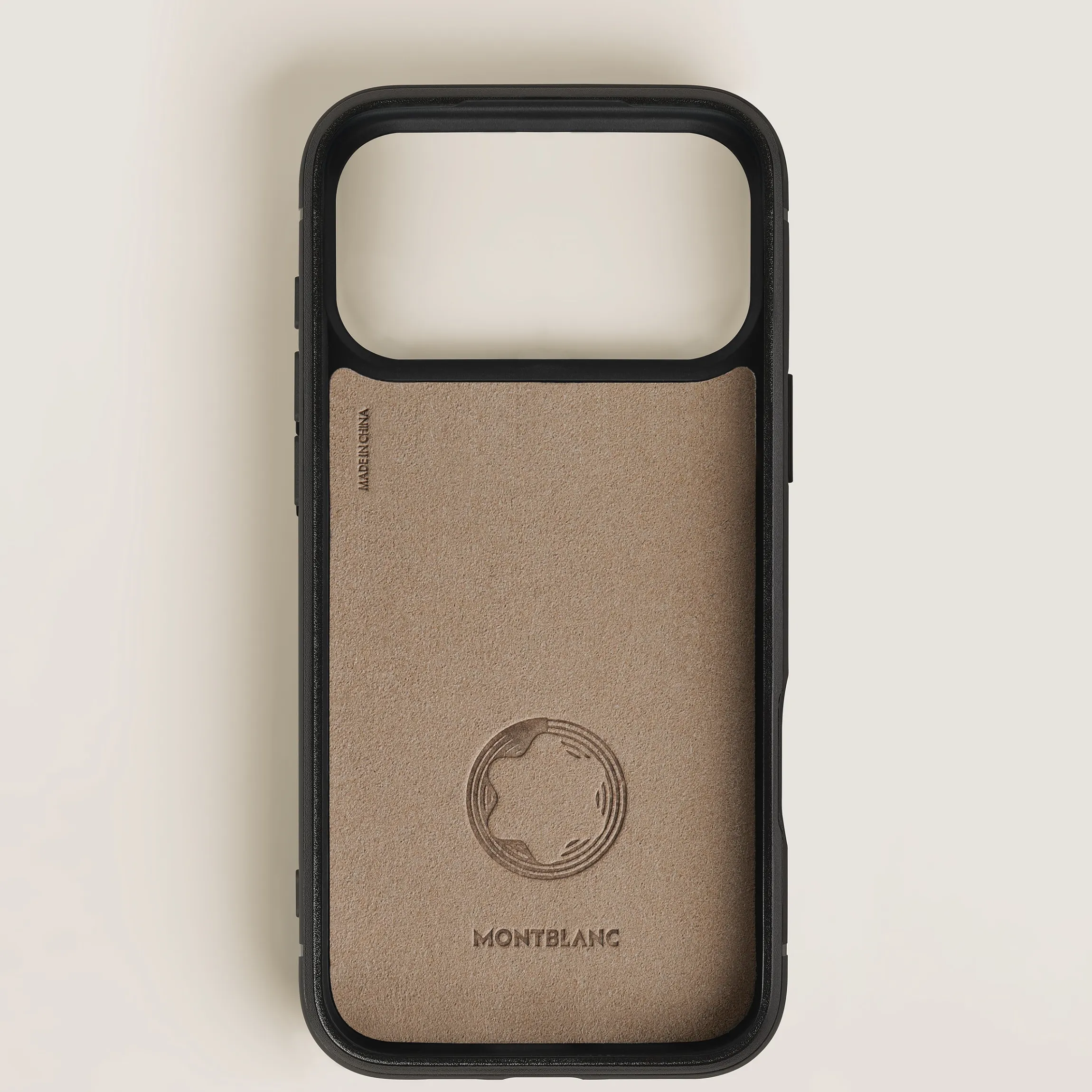 Sartorial hardshell Apple iPhone 17 Pro Max