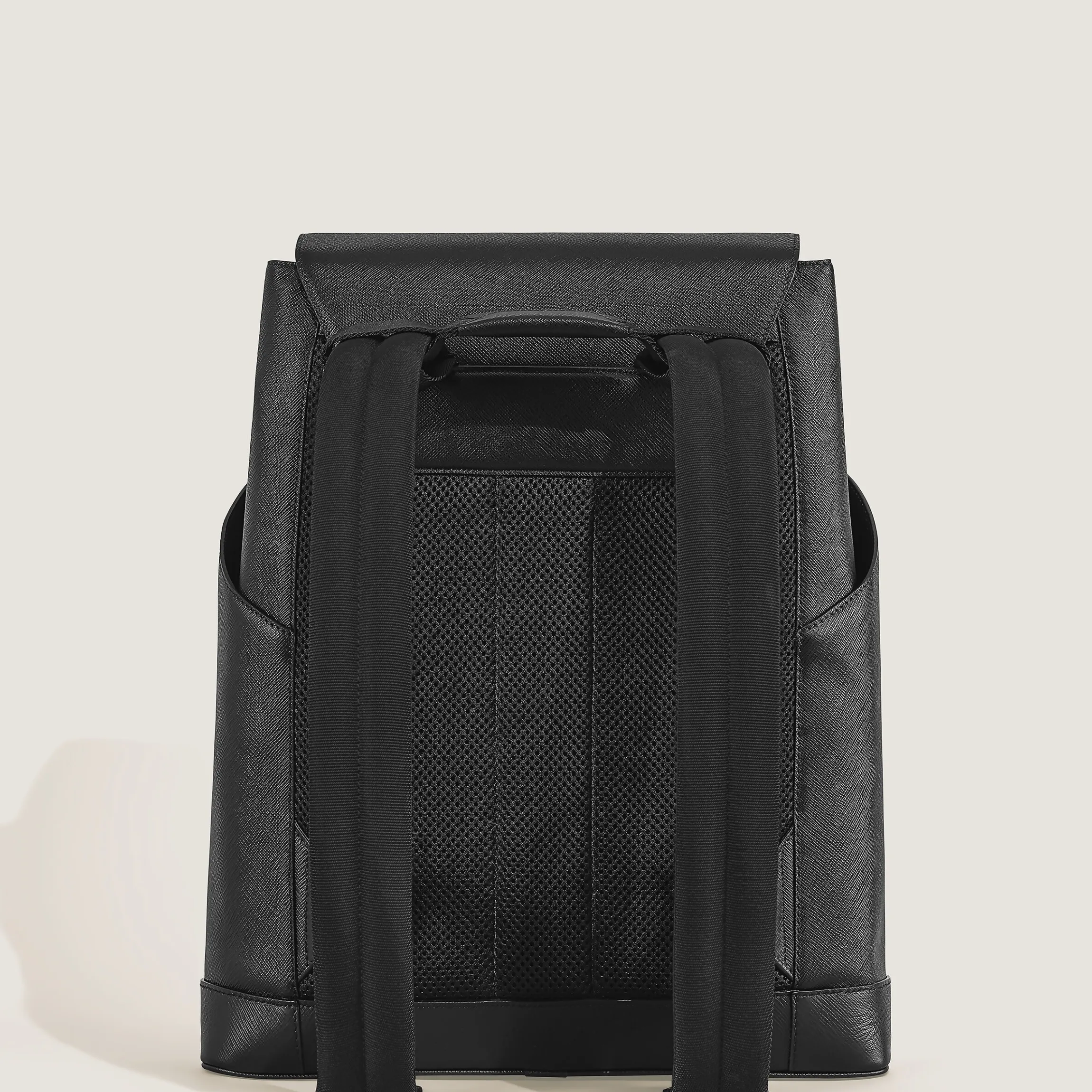 Sartorial medium backpack