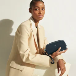 Small Toiletry Clutch in Sartorial Leather