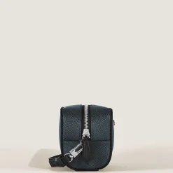 Small Toiletry Clutch in Sartorial Leather