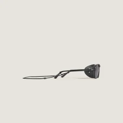 Squared Sunglasses with Black Metal Frame