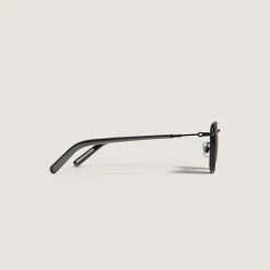 Squared Sunglasses with Black Coloured Metal Frame