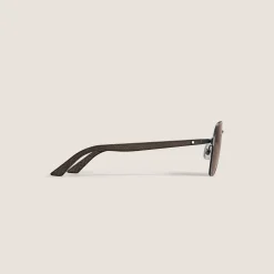 Squared Sunglasses with Black Metal Frame