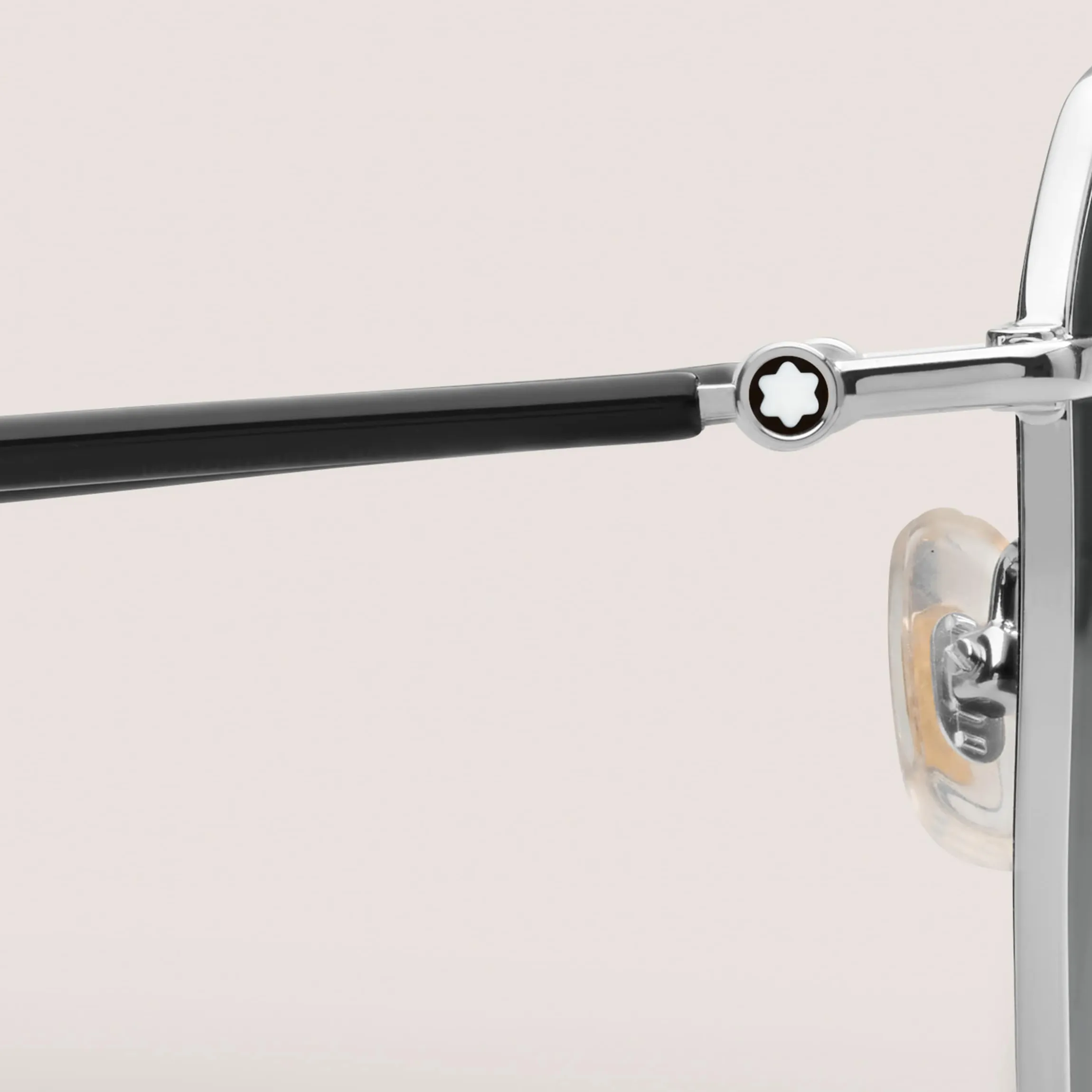 Squared Sunglasses with Silver Coloured Metal Frame