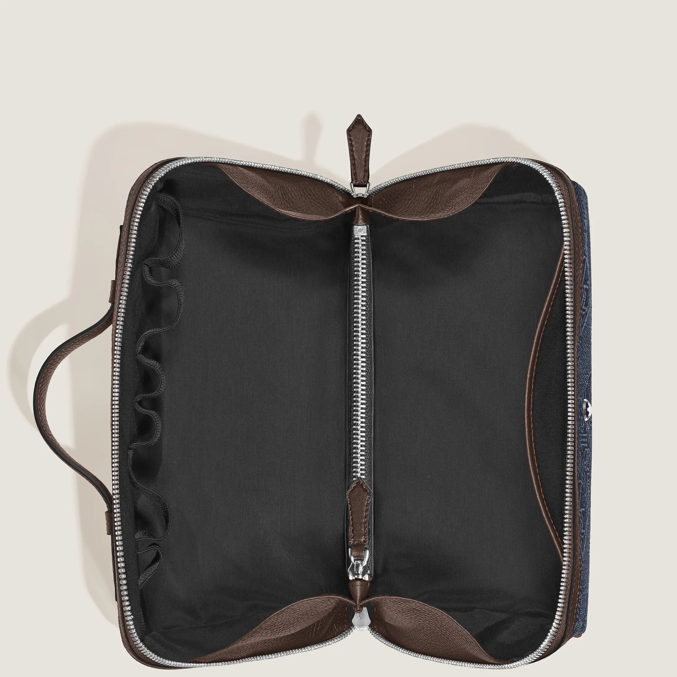 Toiletry Case in 4810 Denim